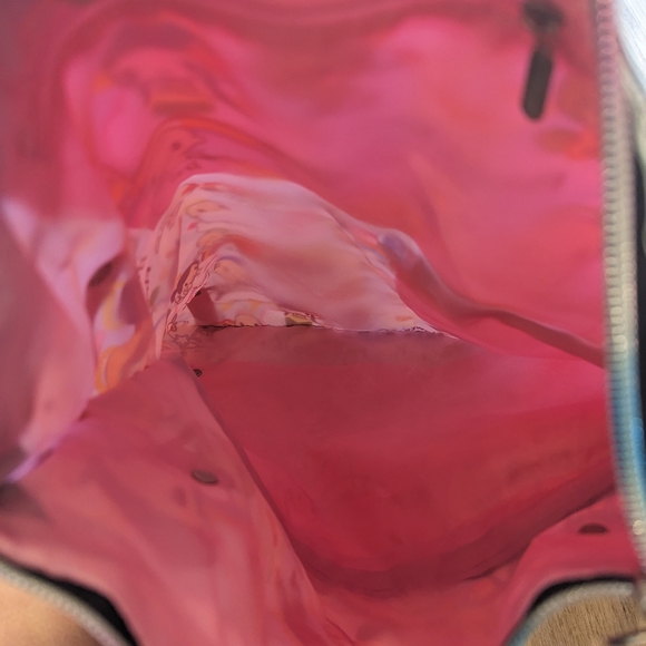 LeSportSac TokiDoki Foldover Ciao Ciao Bag in 'Paradiso' - Picture 7 of 8